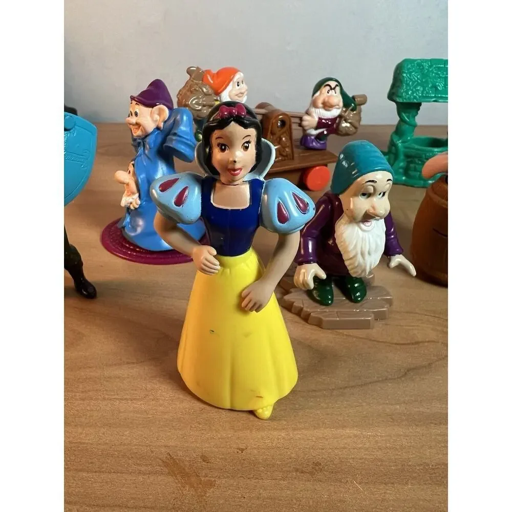 Bundle Of 9 Snow White Vintage Toys Fast Food 1990s